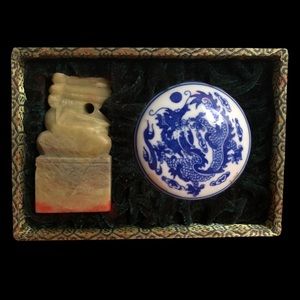 Vintage Soapstone Chop Boxed Set